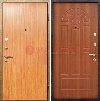 Светлая железная дверь с ламинатом МДФ внутри ДЛ-15 в Смоленске