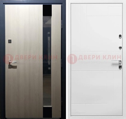 Светлая металлическая дверь МДФ с зеркальной вставкой  ДМ-329 в Смоленске