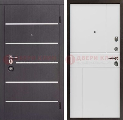 Темная стальная дверь с белыми вставками с МДФ ДМ-482 в Смоленске
