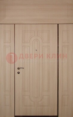 Светлая входная дверь для загородного дома с МДФ ДМ-537 в Смоленске