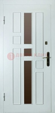 Белая стальная дверь с МДФ и декоративными вставками ДМ-62 в Смоленске