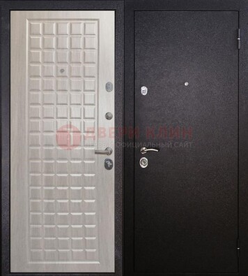 Черная входная дверь с порошковым покрытием ДП-206 в Смоленске