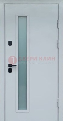 Светлая железная дверь с порошковым напылением ДП-303 в Смоленске