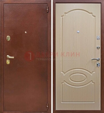 Коричневая металлическая дверь с порошковым окрасом ДП-76 в Смоленске