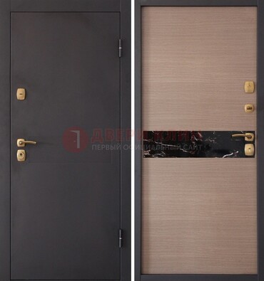 Коричневая металлическая дверь с порошковым окрасом ДП-82 в Смоленске