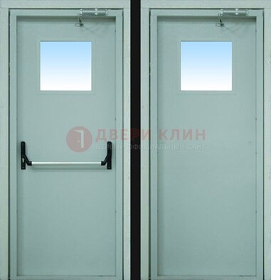Серая металлическая противопожарная дверь со стеклянной вставкой ДПП-3 в Смоленске