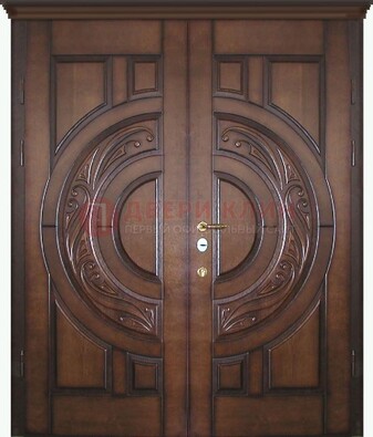 Утепленная коричневая стальная парадная дверь ДПР-51 в Смоленске