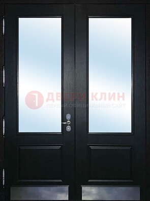 Черная двухстворчатая металлическая дверь со стеклом ДС-25 в Смоленске