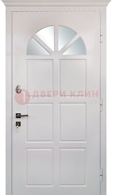 Светлая железная дверь со стеклом ДС-29 в Смоленске