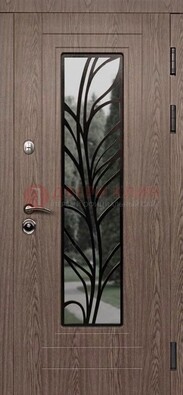 Металлическая дверь со стеклом и ковкой в стиле модерн ДСК-106 в Смоленске