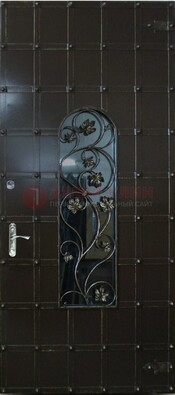 Высокая железная дверь со стеклом и ковкой ДСК-15 в Смоленске