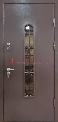 Металлическая дверь Порошок с небольшим стеклом и ковкой ДСК-282 в Смоленске