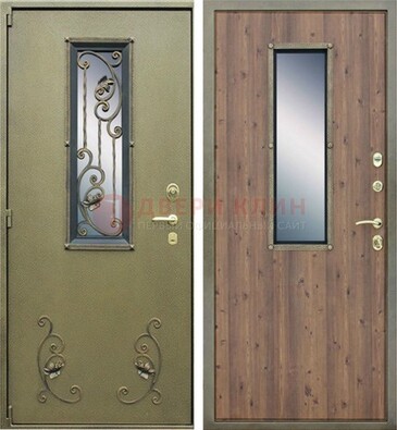 Офисная железная дверь со стеклом и ковкой ДСК-44 в Смоленске