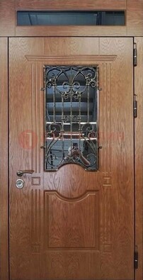 Металлическая входная дверь со стеклом и ковкой для дома ДСК-96 в Смоленске