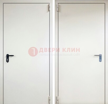 Белая железная техническая дверь ДТ-16 в Смоленске