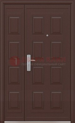 Коричневая железная тамбурная дверь ДТМ-37 в Смоленске