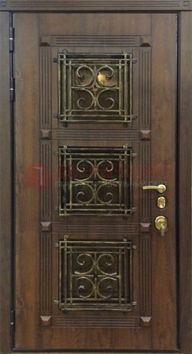 Коричневая металлическая дверь с виноритом и ковкой ДВТ-199 в Смоленске