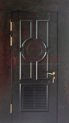 Входная темная дверь винорит с решеткой ДВТ-250 в Дмитрове