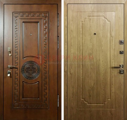 Коричневая железная дверь с виноритом ДВТ-44 в Смоленске