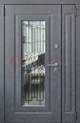 Серая стальная дверь Винорит со стеклом и ковкой ПЛ-29 в Смоленске